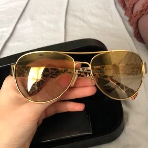 Coach sunglasses! NWT 🤩